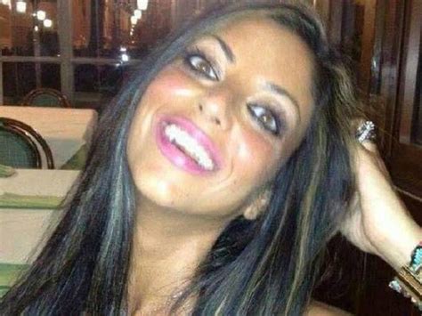 cantone porn|Tiziana Cantone: Womans suicide after sex tape went viral。